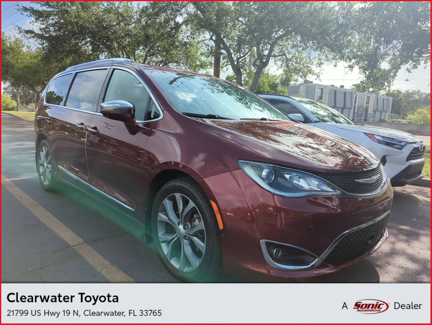 2018 Chrysler Pacifica Limited — Minivan — 43,301 mi — Clearwater, FL