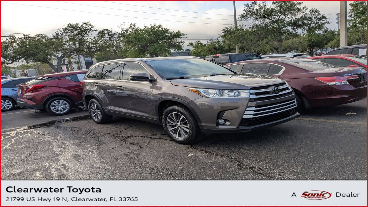 2019 Toyota Highlander XLE — SUV — 66,494 mi — Clearwater, FL