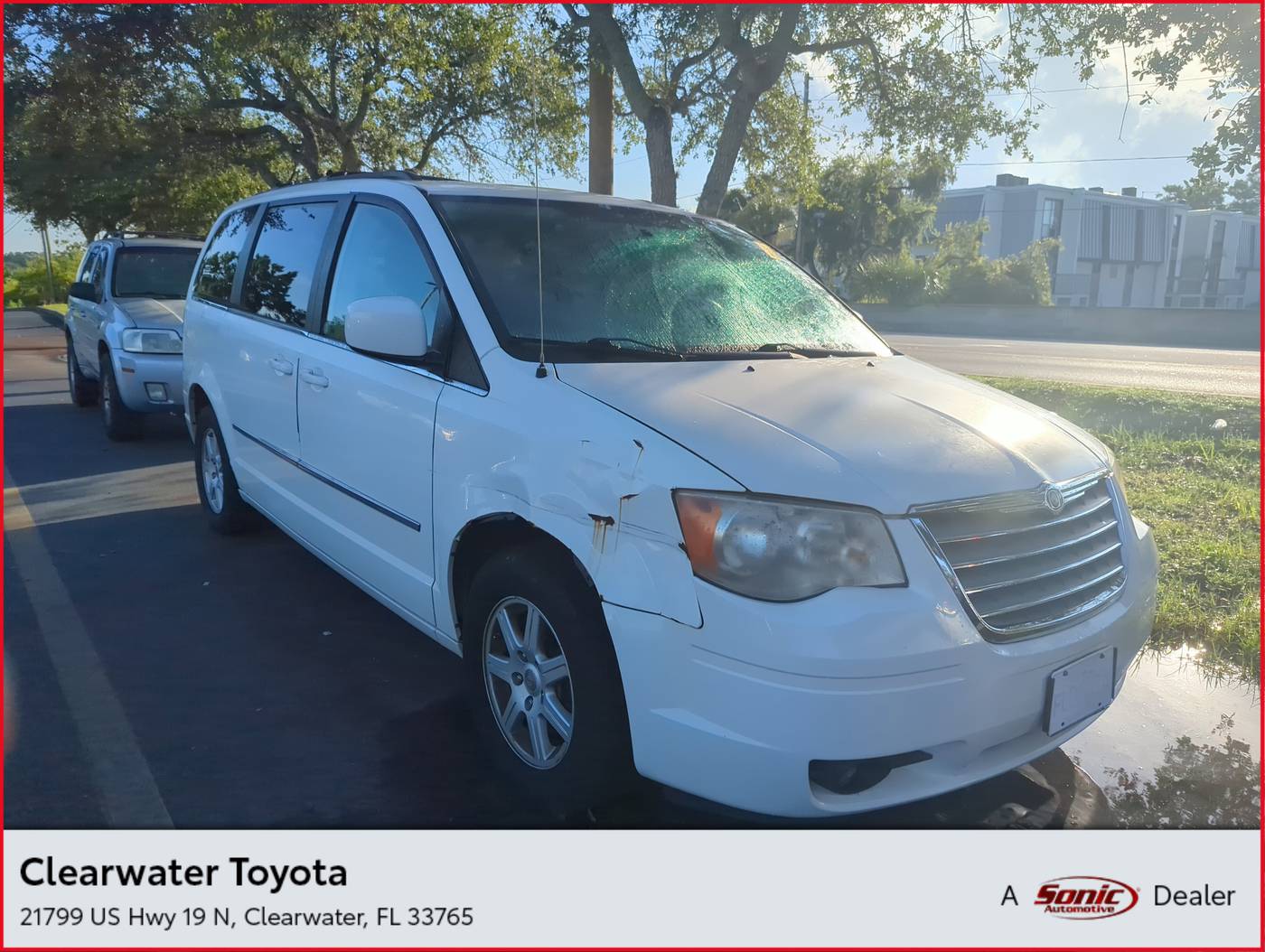 2010 Chrysler Town & Country Touring — Minivan — 124,942 mi — Clearwater, FL