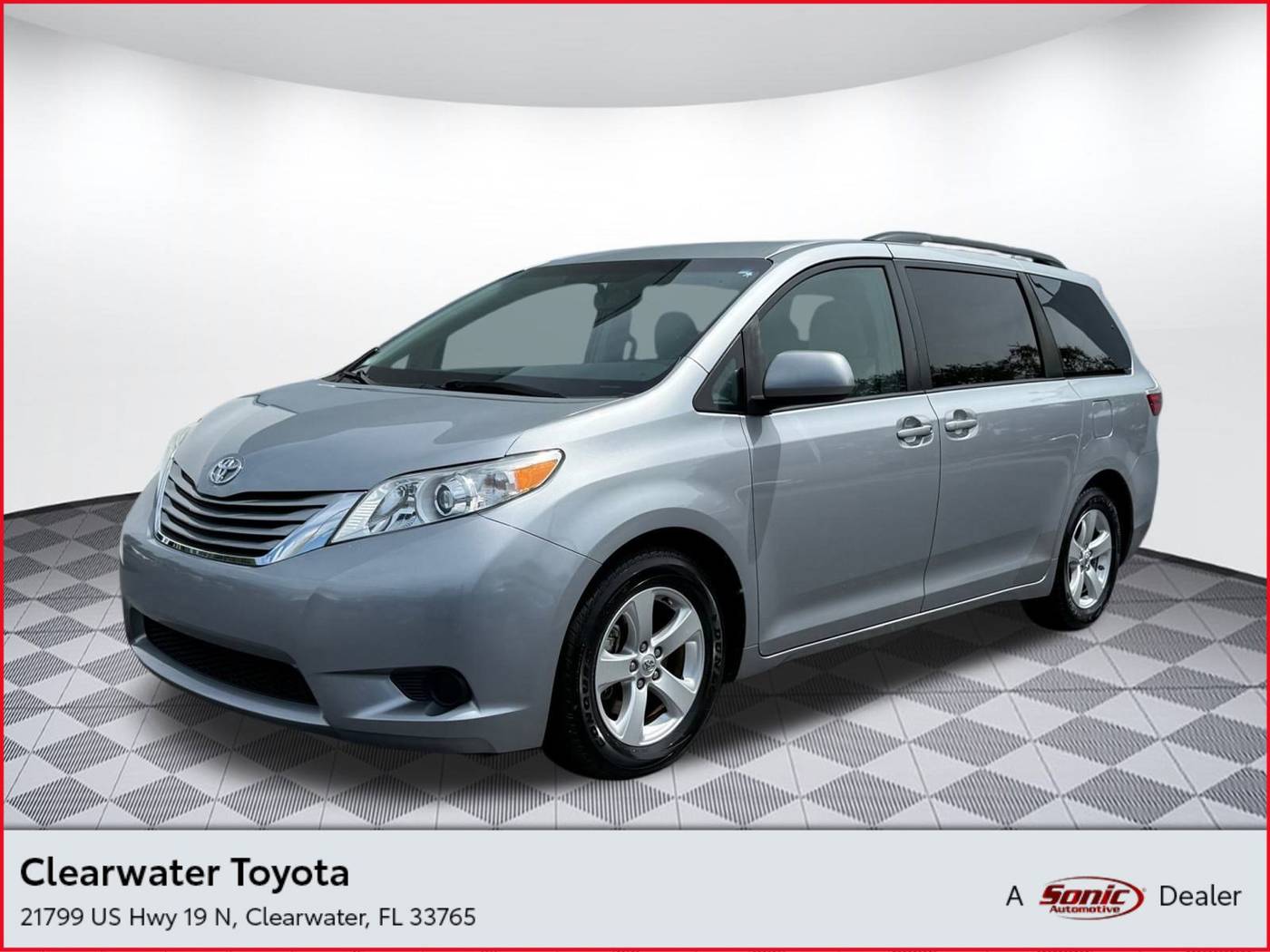 2015 Toyota Sienna LE — Minivan — 124,880 mi — Clearwater, FL