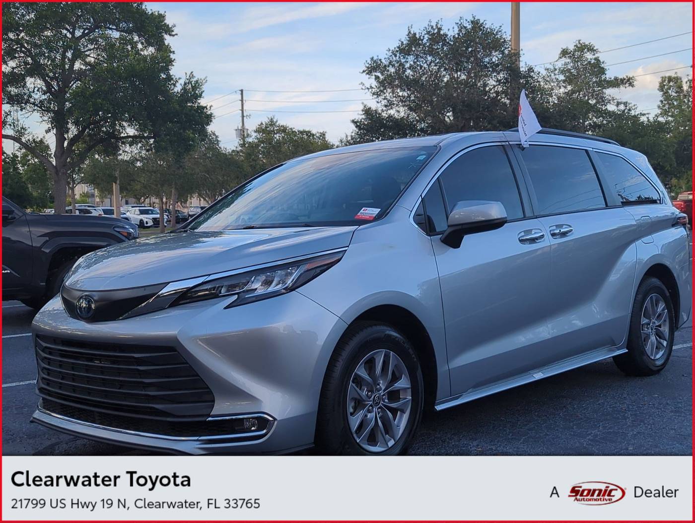 2022 Toyota Sienna XLE — Minivan — 44,443 mi — Clearwater, FL