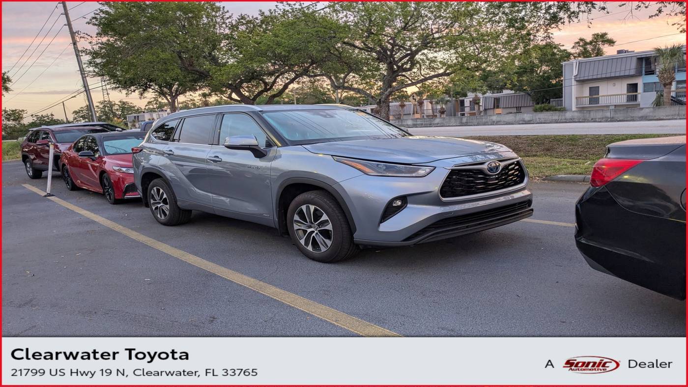 2021 Toyota Highlander Hybrid XLE — SUV — 35,565 mi — Clearwater, FL