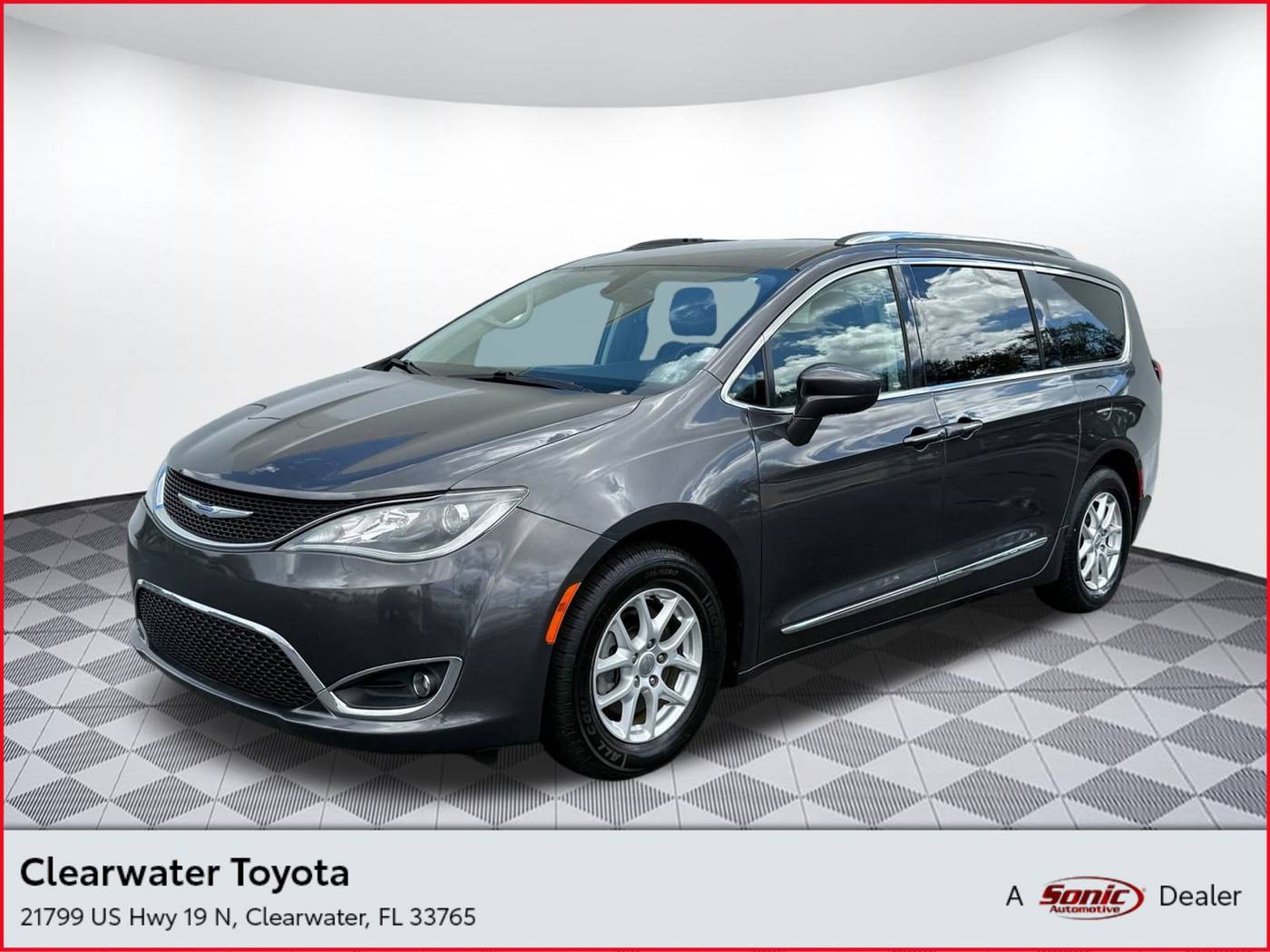 2020 Chrysler Pacifica Touring L — Minivan — 105,500 mi — Clearwater, FL