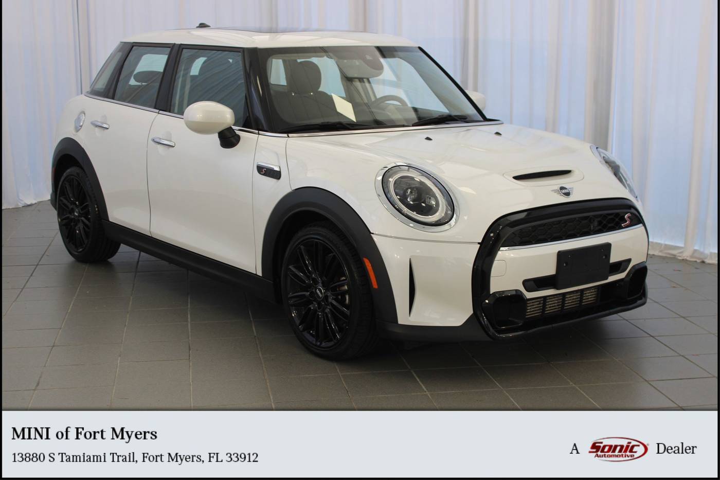 2024 MINI Hardtop Cooper S — Hatchback — 30,482 mi — Fort Myers, FL