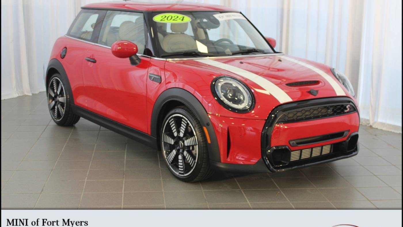2024 MINI Hardtop Cooper S — Hatchback — 5,313 mi — Fort Myers, FL