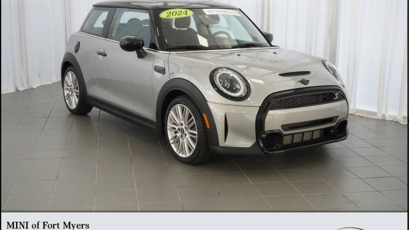 2024 MINI Hardtop Cooper S — Hatchback — 6,342 mi — Fort Myers, FL
