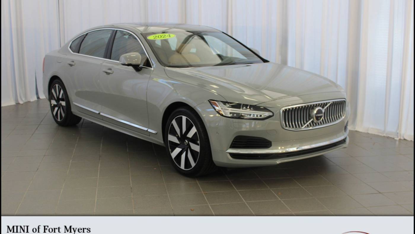 2024 Volvo S90 Recharge Ultimate — Sedan — 1,393 mi — Fort Myers, FL