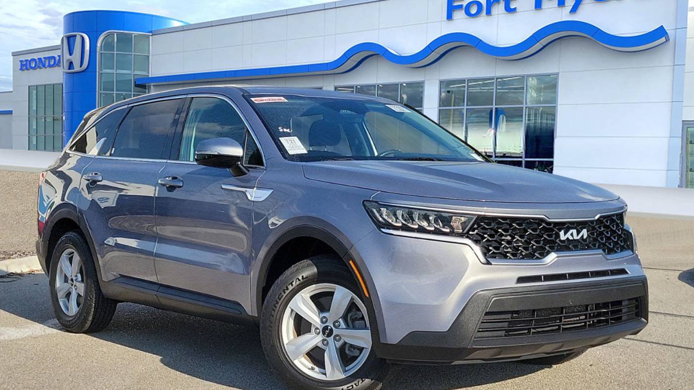2022 Kia Sorento LX — SUV — 30,998 mi — Fort Myers, FL