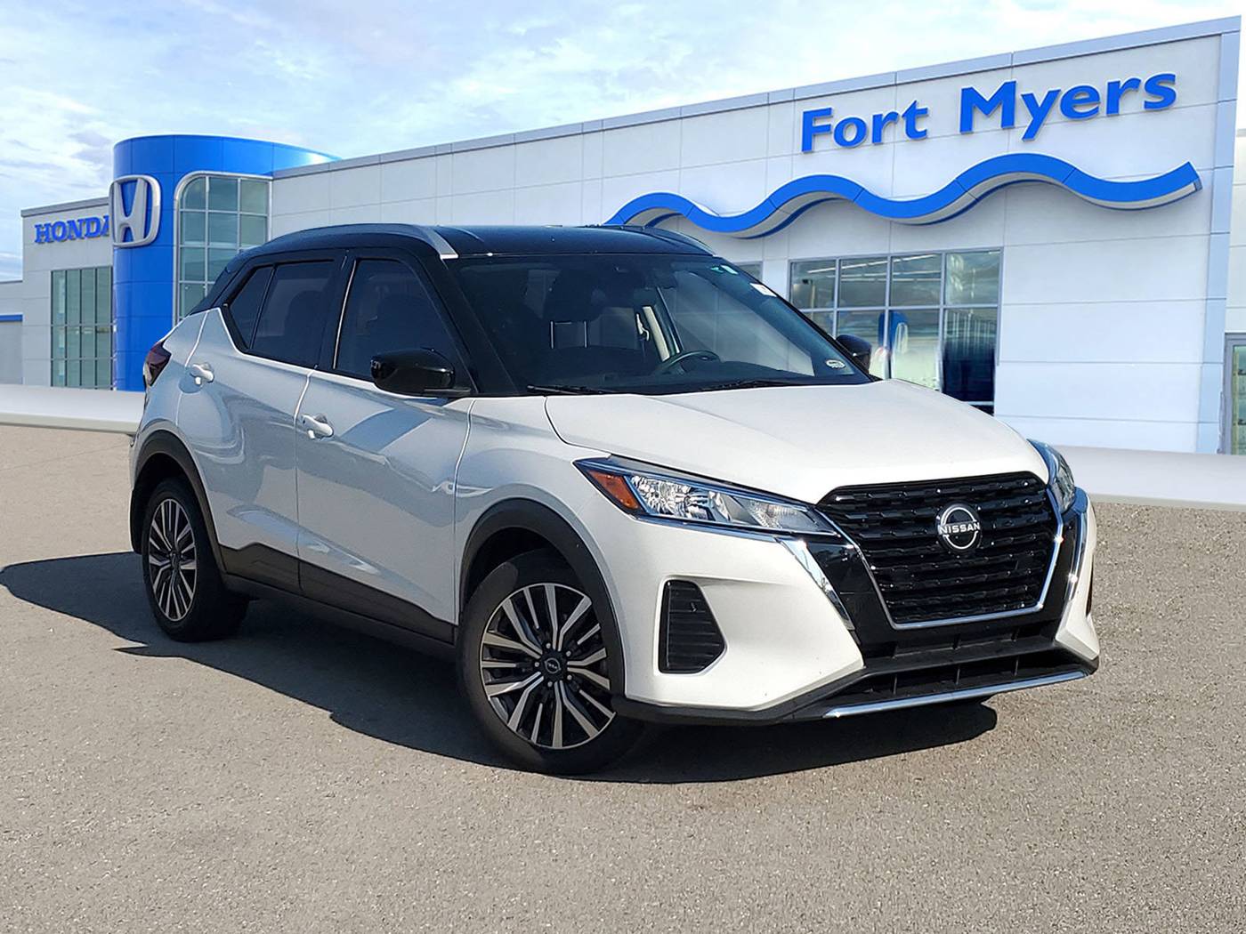 2023 Nissan Kicks SV — SUV — 31,523 mi — Fort Myers, FL