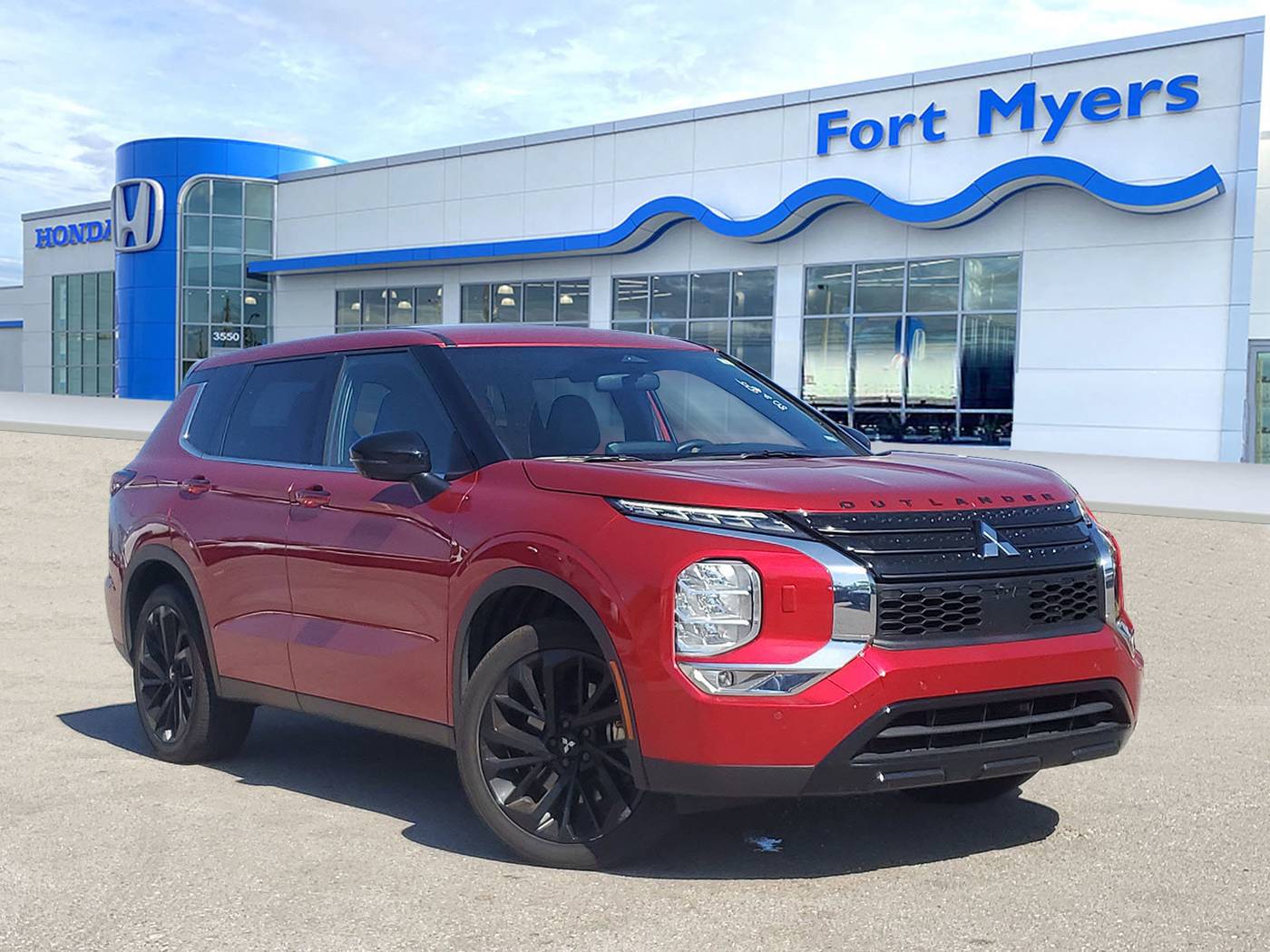 2023 Mitsubishi Outlander SE Black Edition — SUV — 50,292 mi — Fort Myers, FL