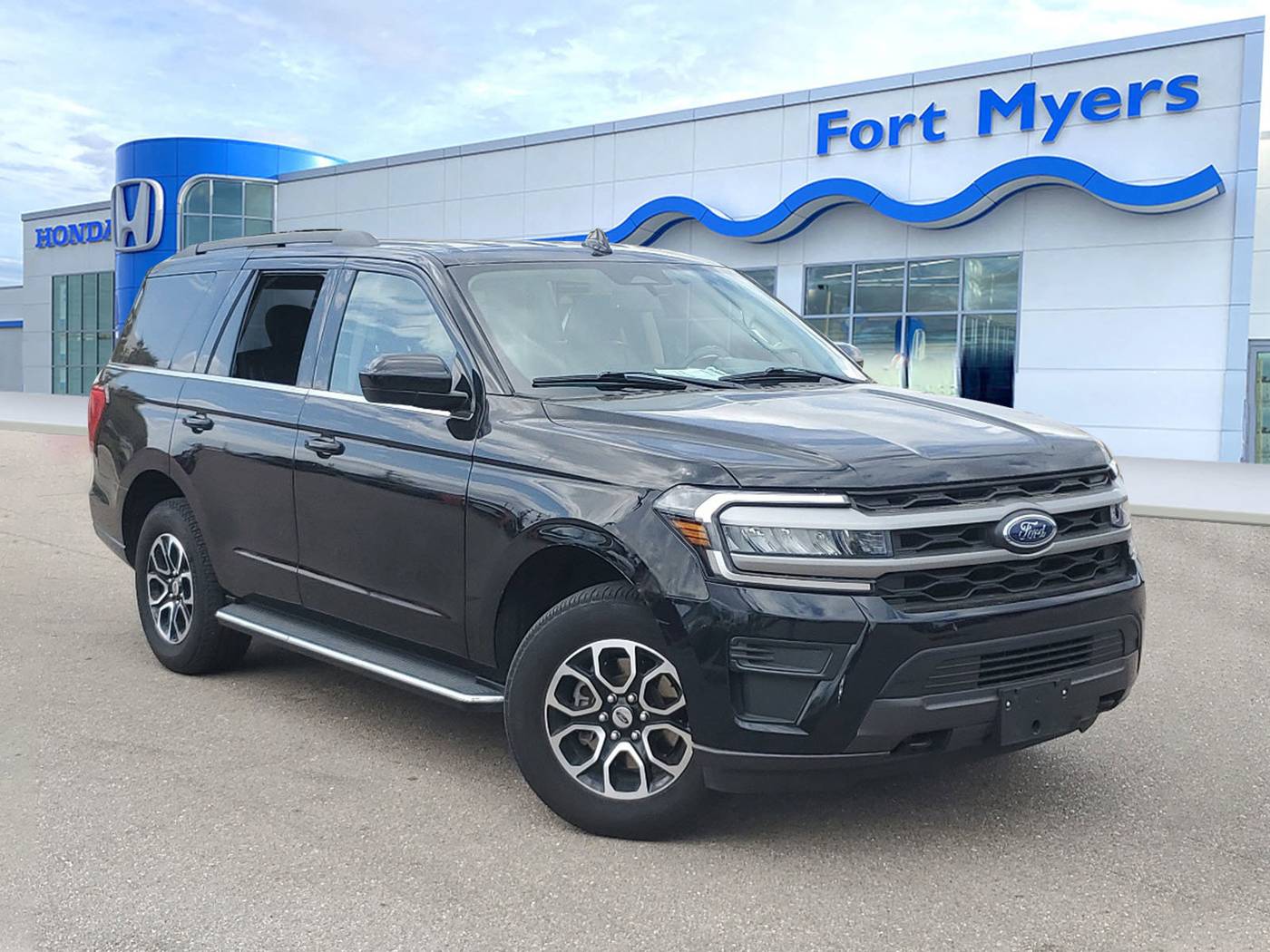 2023 Ford Expedition XLT — SUV — 52,907 mi — Fort Myers, FL