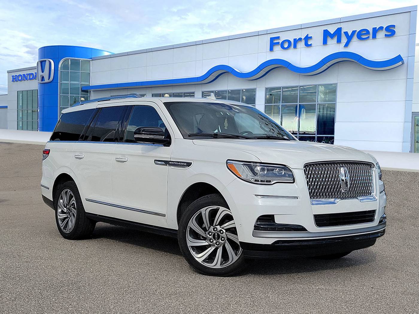 2023 Lincoln Navigator Reserve — SUV — 54,858 mi — Fort Myers, FL
