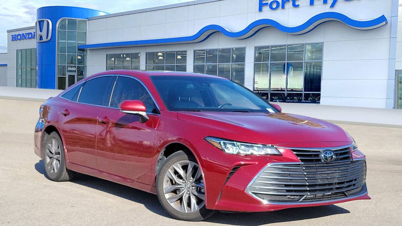 2020 Toyota Avalon XLE — Sedan — 28,045 mi — Fort Myers, FL