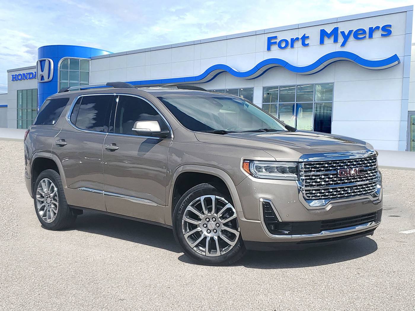 2023 GMC Acadia Denali — SUV — 29,871 mi — Fort Myers, FL