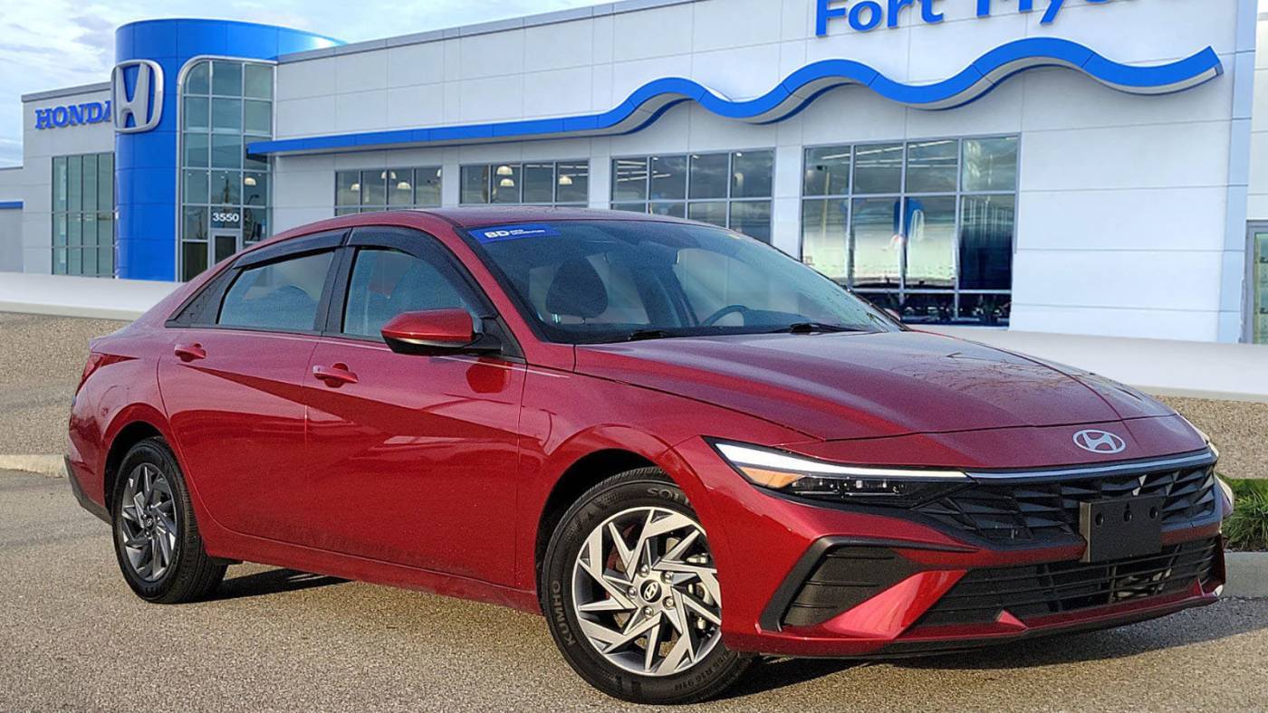 2024 Hyundai Elantra SEL — Sedan — 13,068 mi — Fort Myers, FL