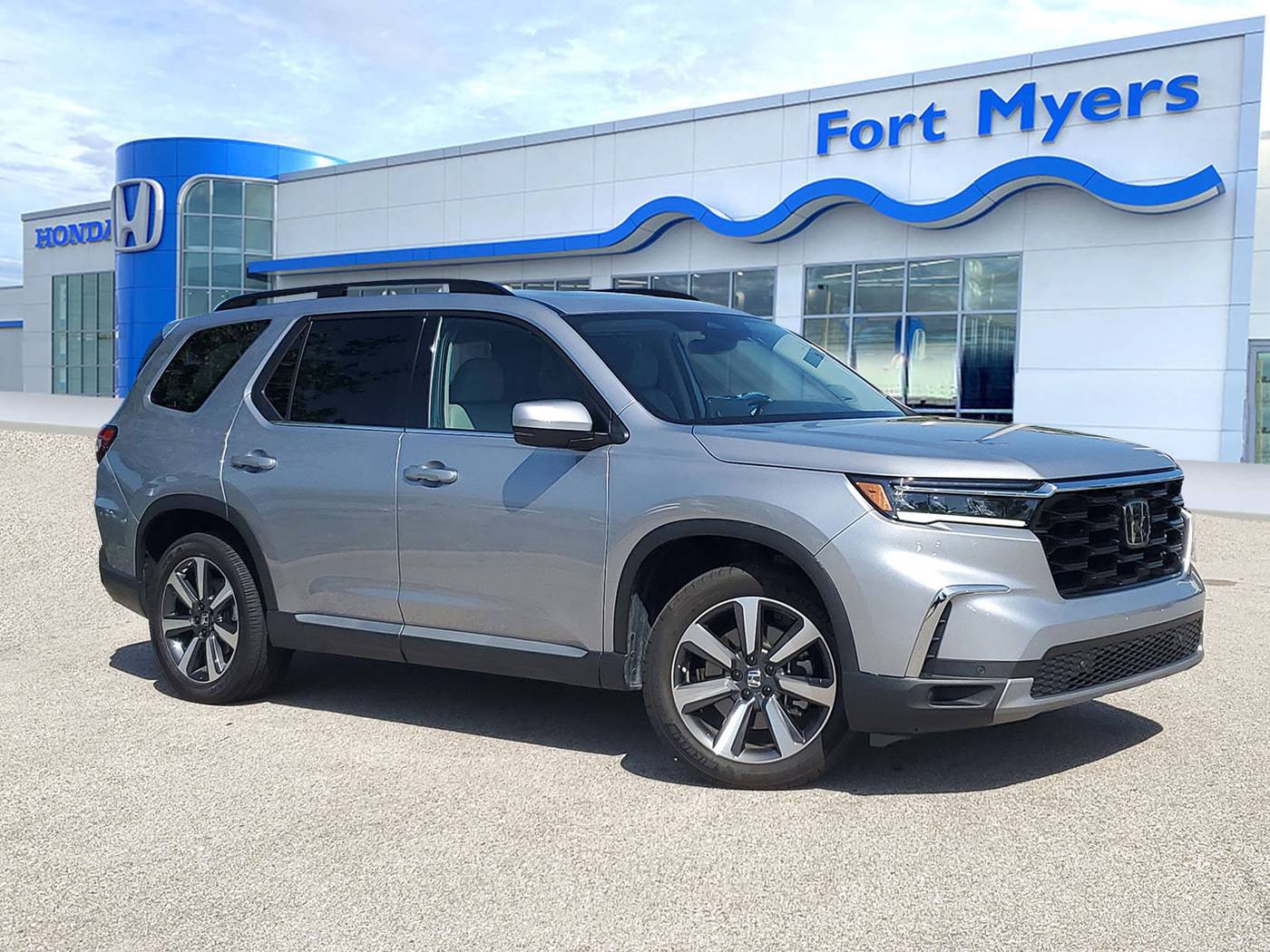 2023 Honda Pilot Touring — SUV — 30,718 mi — Fort Myers, FL