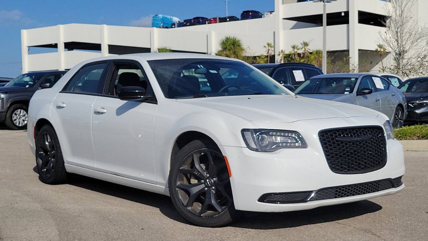 2022 Chrysler 300 Touring — Sedan — 47,533 mi — Fort Myers, FL