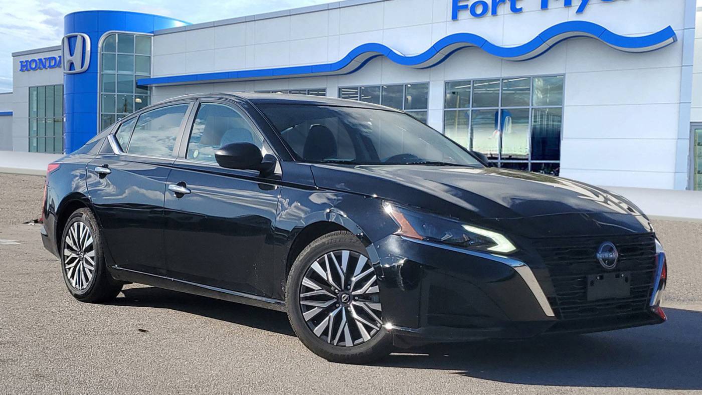 2024 Nissan Altima SV — Sedan — 26,604 mi — Fort Myers, FL