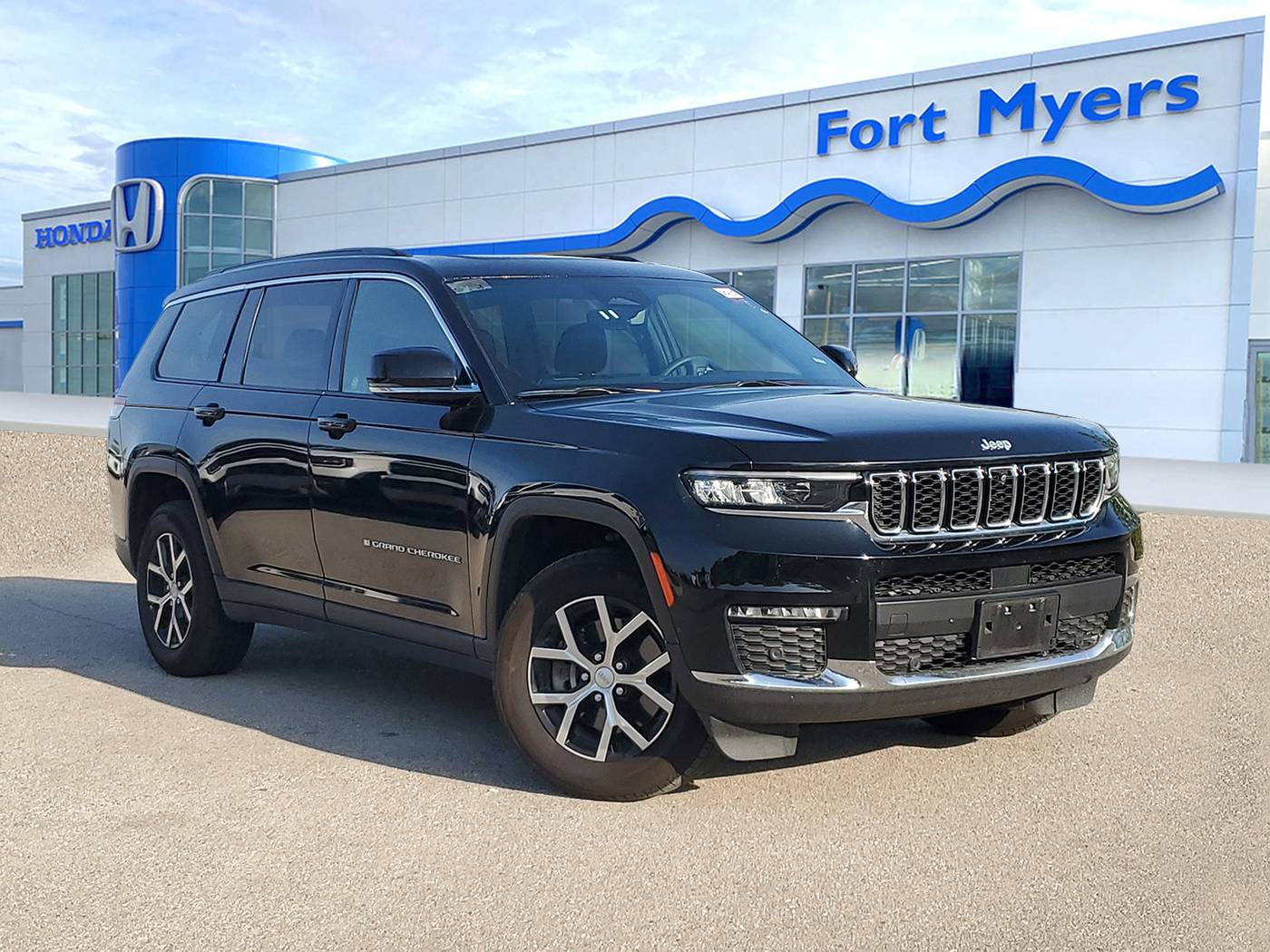 2024 Jeep Grand Cherokee Limited — SUV — 37,128 mi — Fort Myers, FL