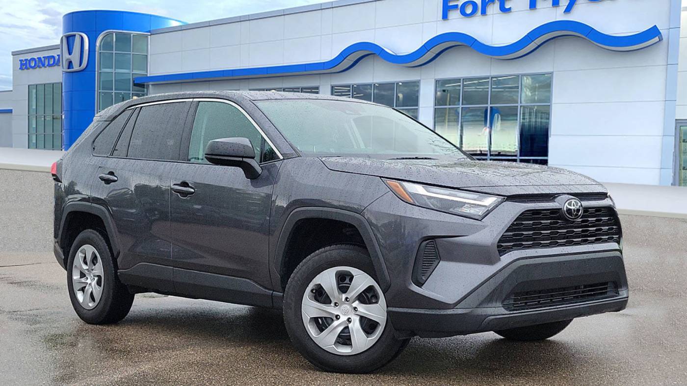 2023 Toyota RAV4 LE — SUV — 31,287 mi — Fort Myers, FL