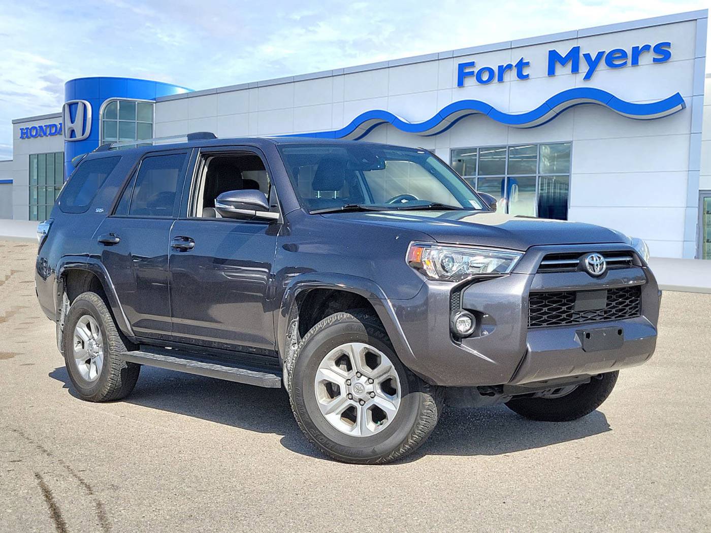 2023 Toyota 4Runner SR5 Premium — SUV — 23,806 mi — Fort Myers, FL