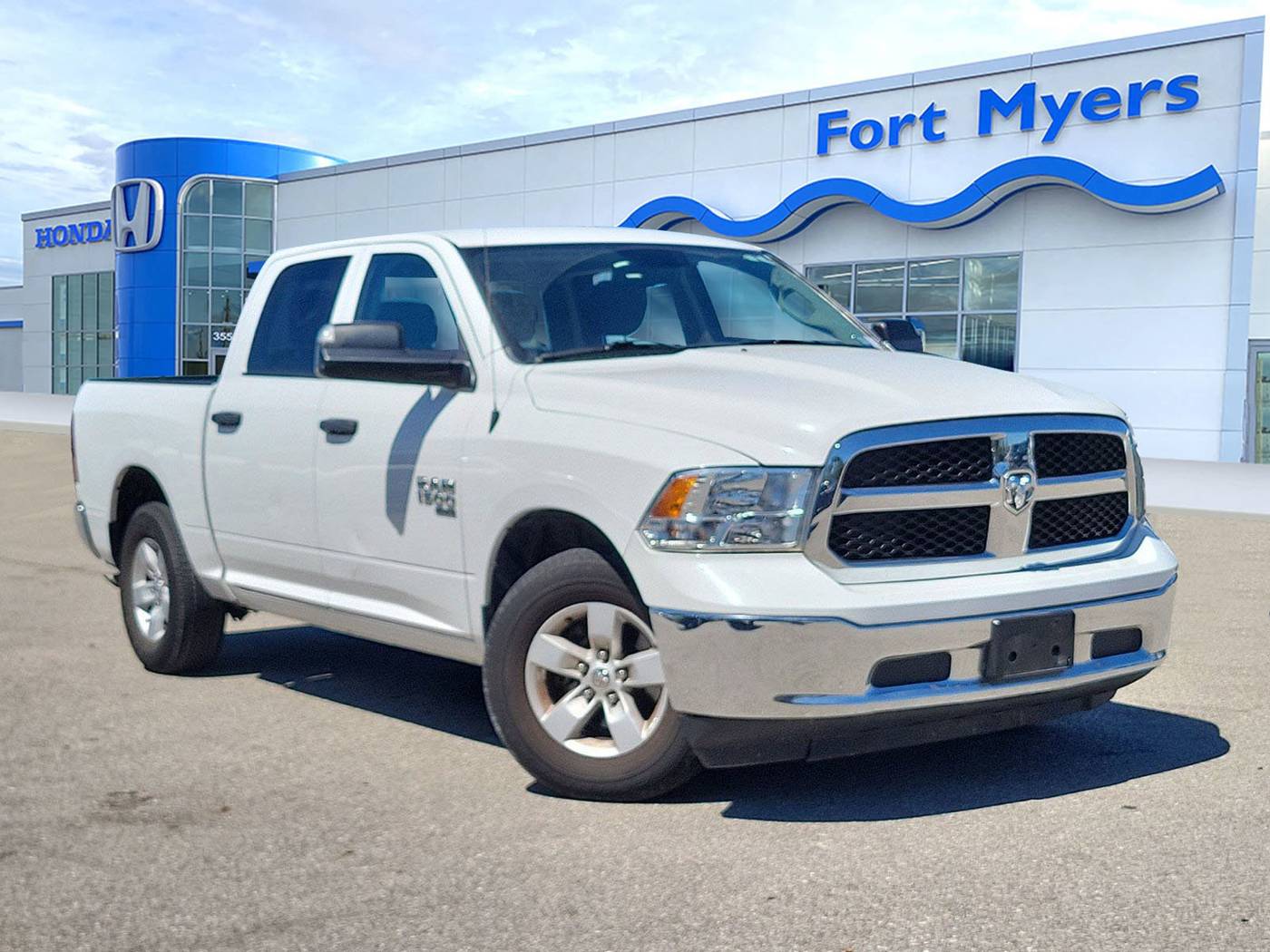 2022 Ram 1500 Classic SLT — Pickup Truck — 57,800 mi — Fort Myers, FL
