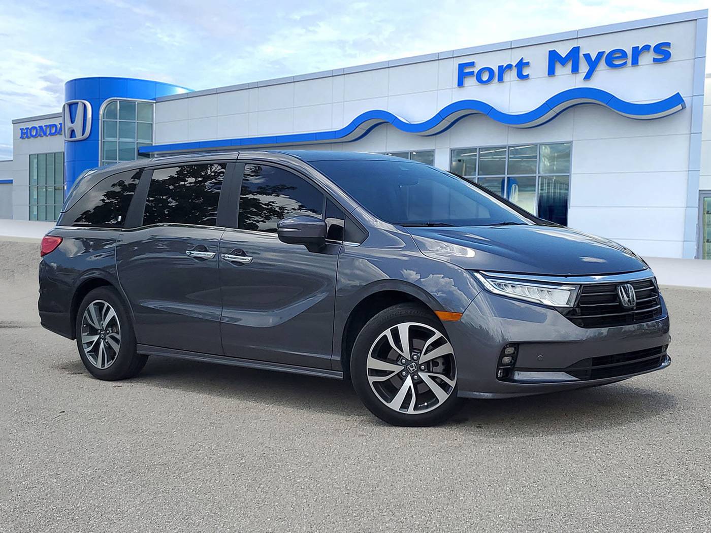 2022 Honda Odyssey Touring — Minivan — 42,850 mi — Fort Myers, FL