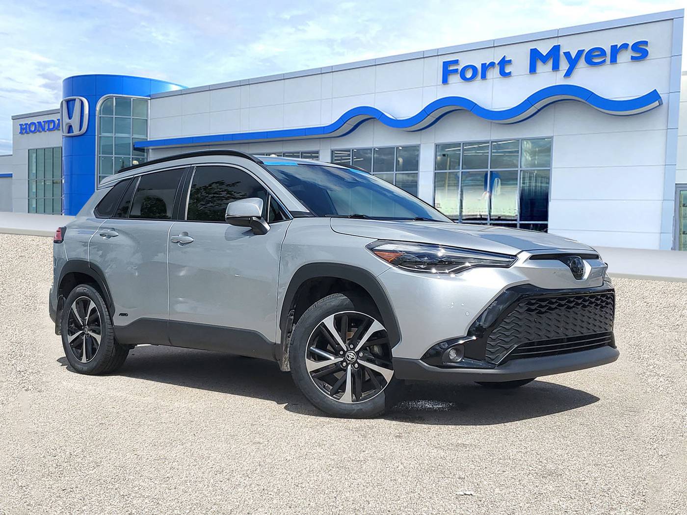 2024 Toyota Corolla Cross Hybrid XSE — SUV — 55,364 mi — Fort Myers, FL
