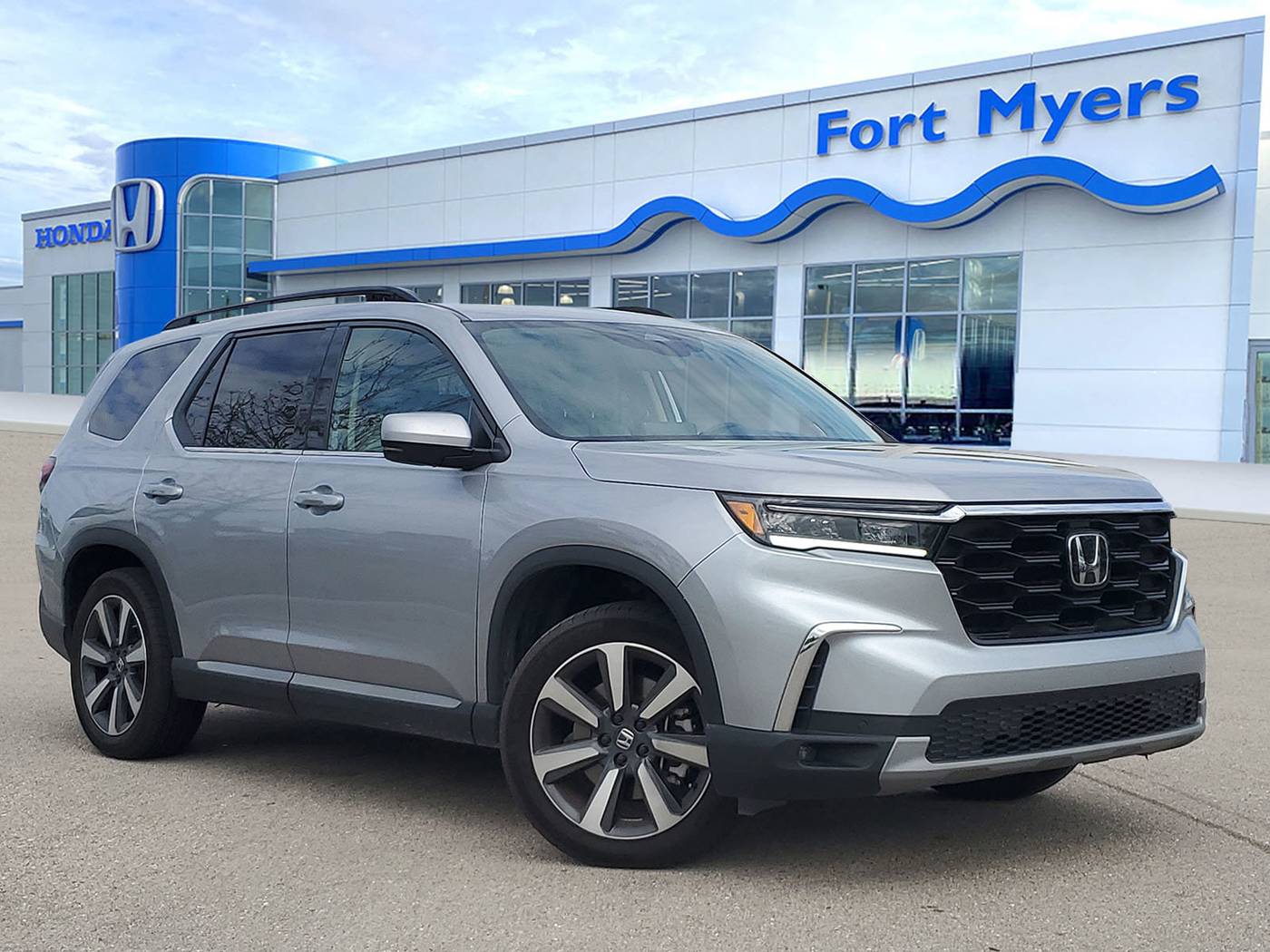 2024 Honda Pilot Touring — SUV — 17,370 mi — Fort Myers, FL