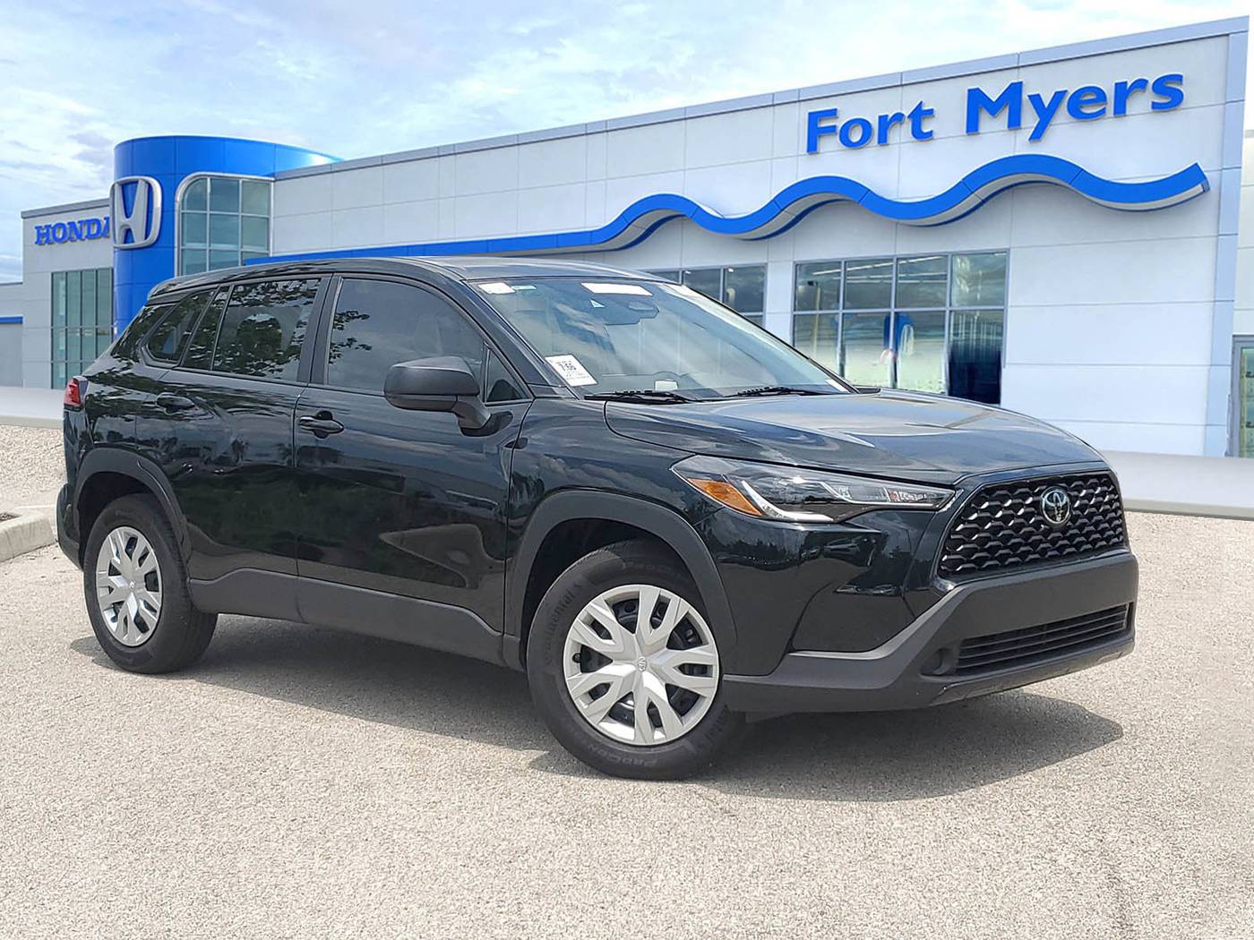 2025 Toyota Corolla Cross L — SUV — 1,580 mi — Fort Myers, FL