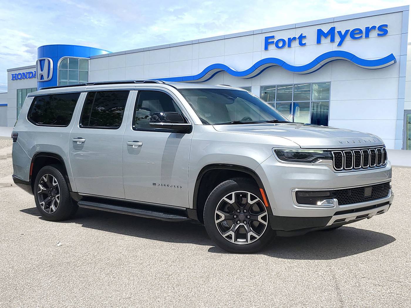 2023 Jeep Wagoneer Series III — SUV — 20,579 mi — Fort Myers, FL