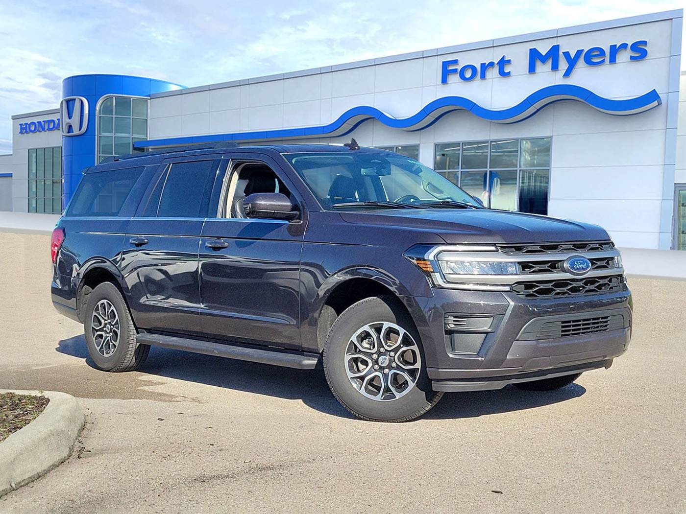 2024 Ford Expedition XLT — SUV — 32,809 mi — Fort Myers, FL