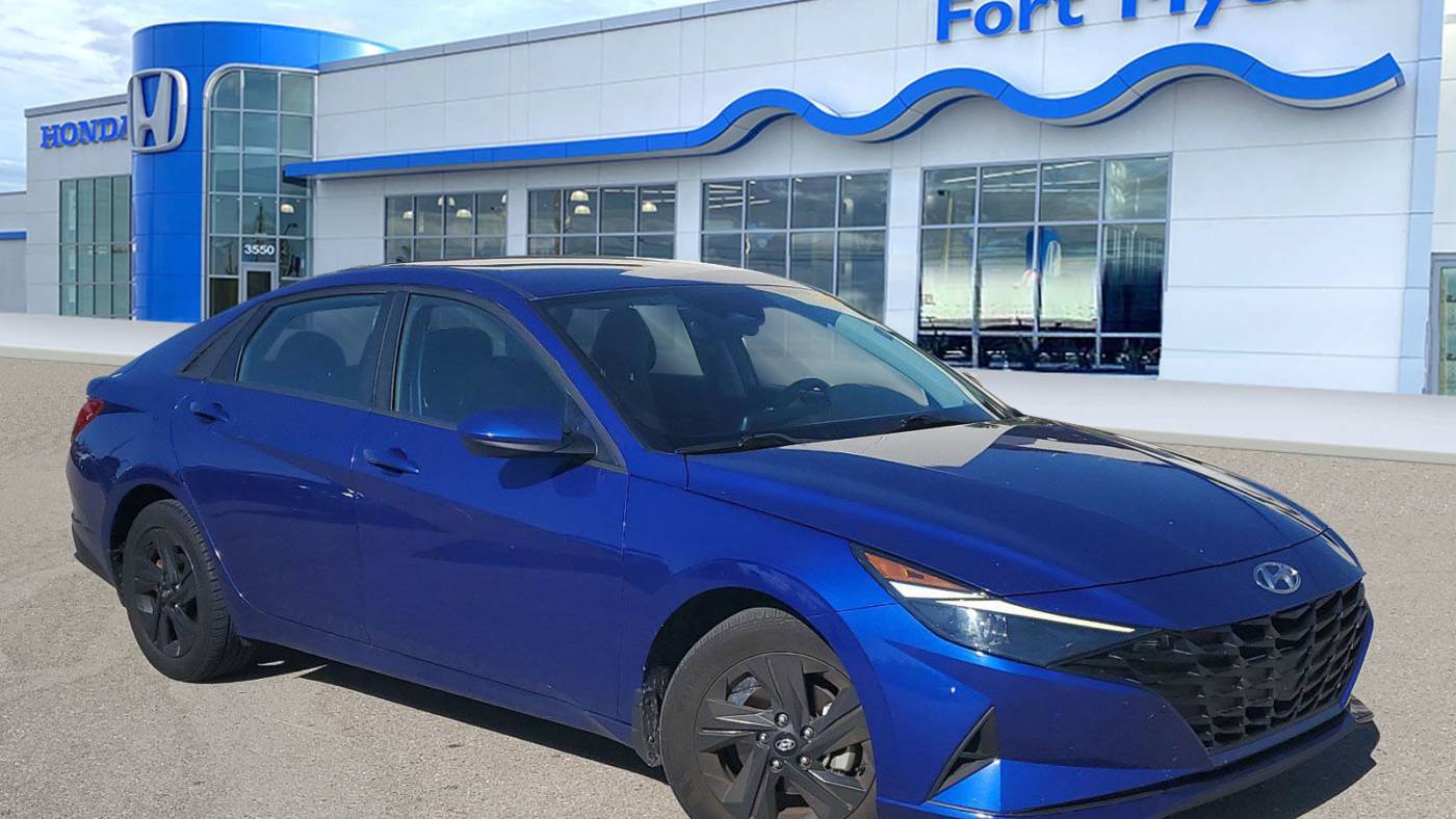 2022 Hyundai Elantra SEL — Sedan — 38,007 mi — Fort Myers, FL