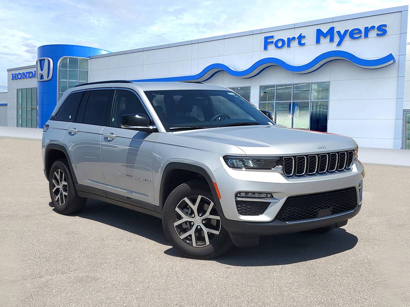 2024 Jeep Grand Cherokee Limited — SUV — 35,089 mi — Fort Myers, FL