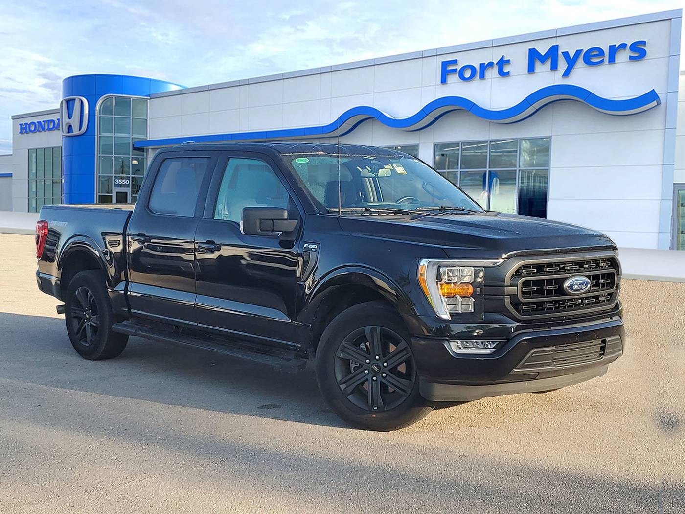 2023 Ford F-150 XLT — Pickup Truck — 50,392 mi — Fort Myers, FL