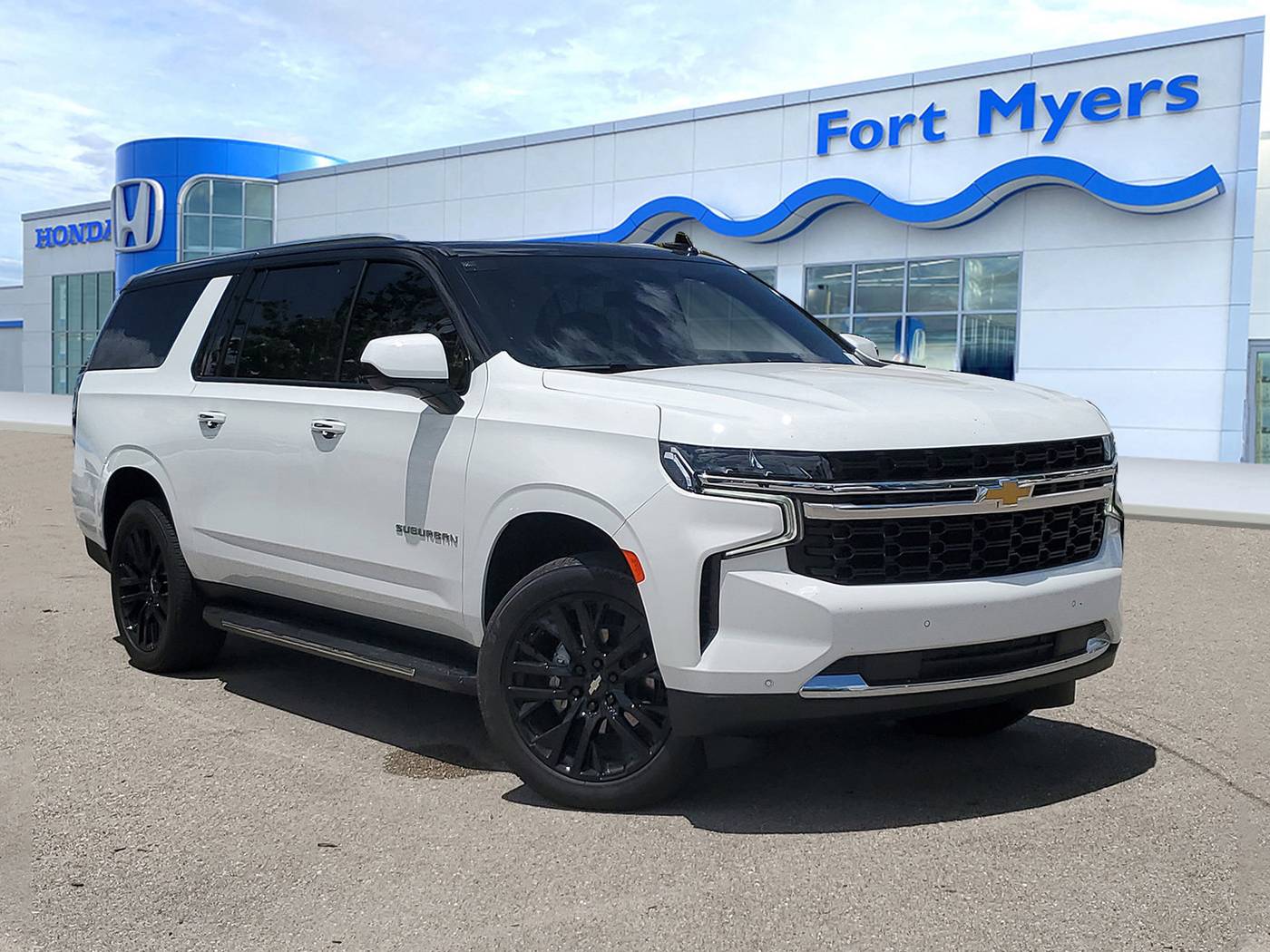 2024 Chevrolet Suburban LS — SUV — 787 mi — Fort Myers, FL