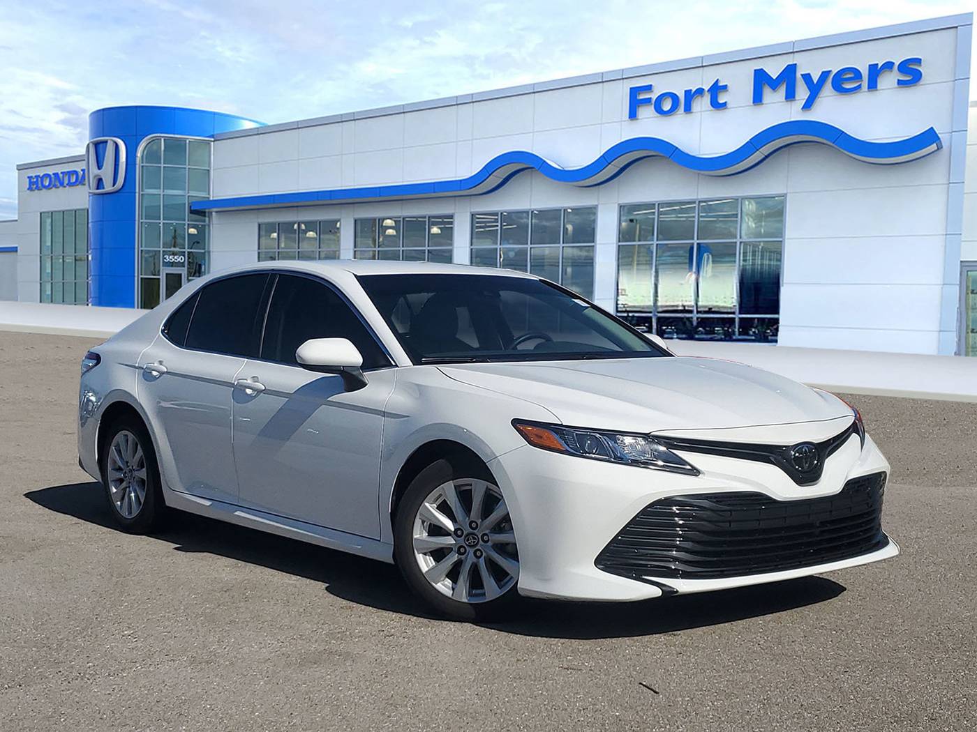2018 Toyota Camry LE — Sedan — 17,975 mi — Fort Myers, FL