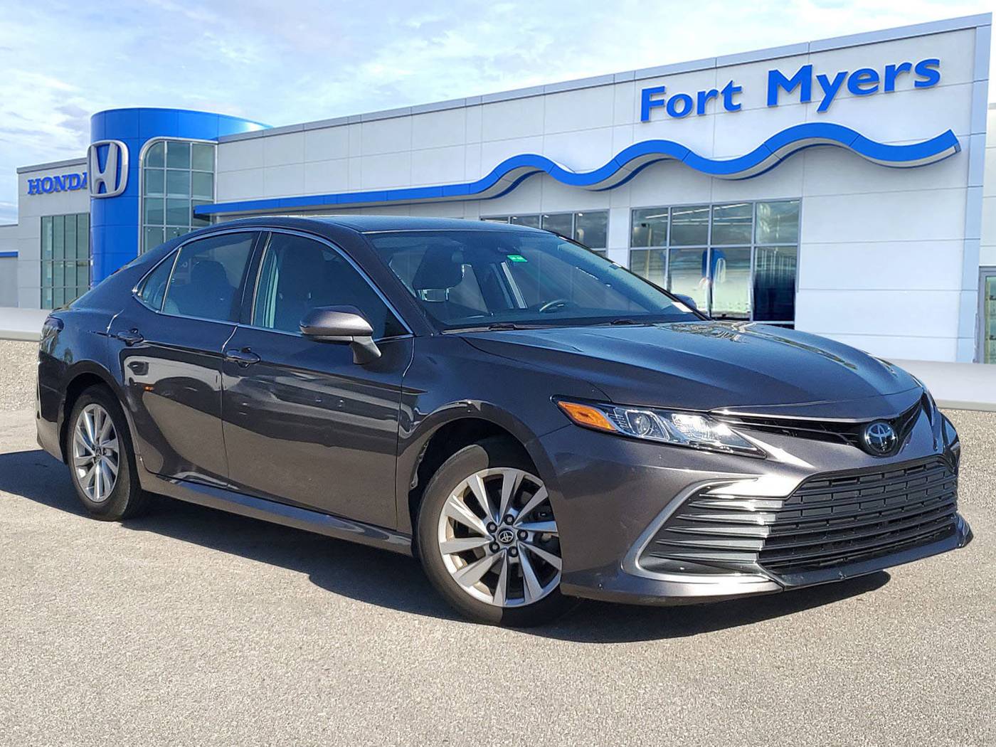 2023 Toyota Camry LE — Sedan — 39,221 mi — Fort Myers, FL