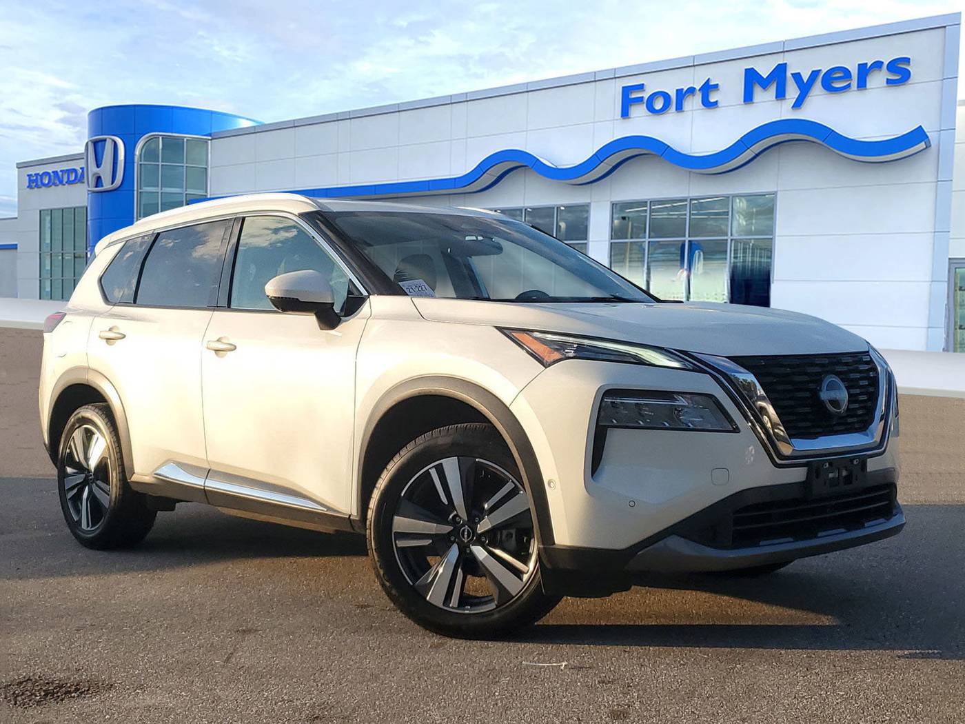 2023 Nissan Rogue SL — SUV — 53,333 mi — Fort Myers, FL