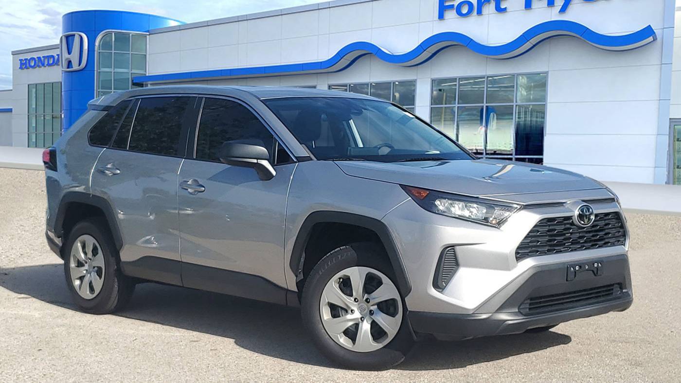 2022 Toyota RAV4 LE