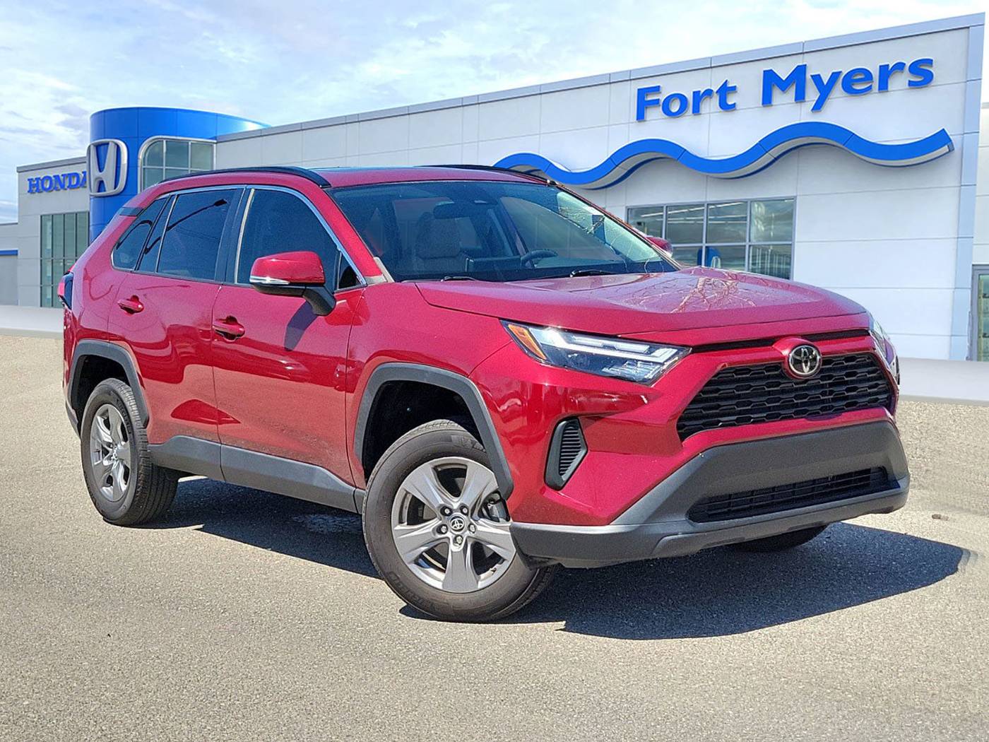 2023 Toyota RAV4 XLE — SUV — 9,685 mi — Fort Myers, FL