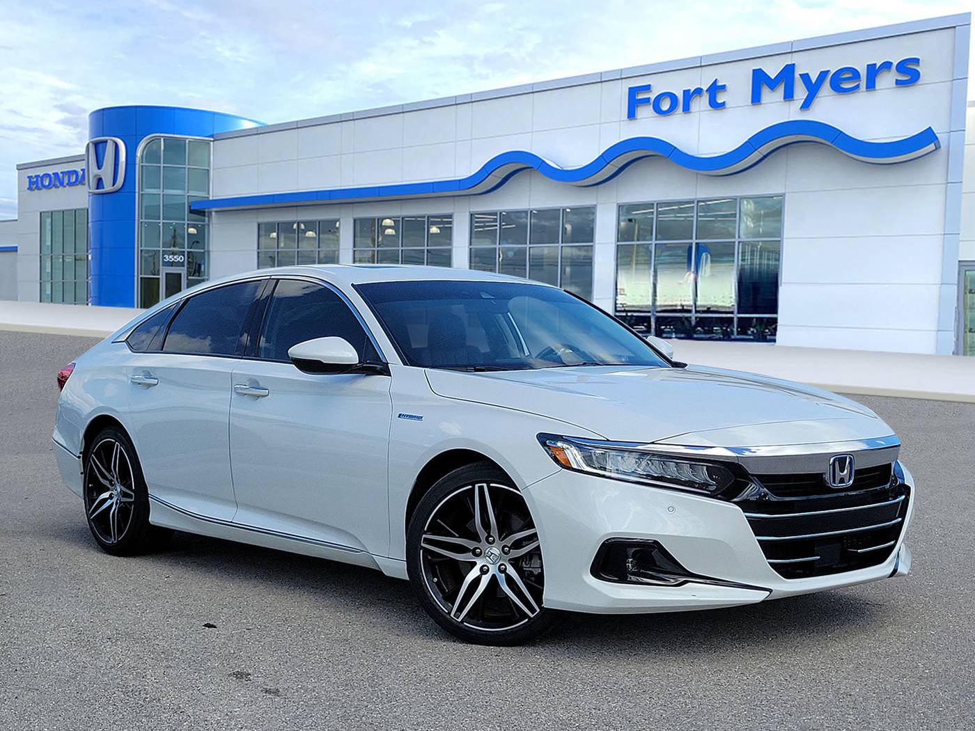 2022 Honda Accord Hybrid Touring — Sedan — 41,700 mi — Fort Myers, FL