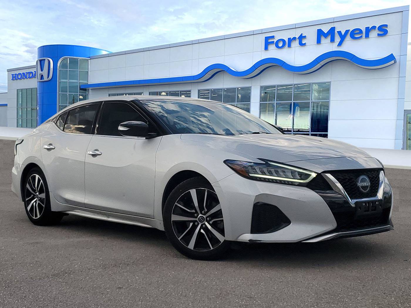 2023 Nissan Maxima SV — Sedan — 38,095 mi — Fort Myers, FL