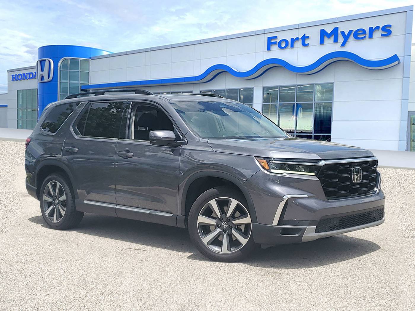 2023 Honda Pilot Touring — SUV — 50,872 mi — Fort Myers, FL