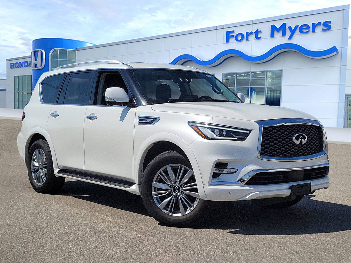 2024 INFINITI QX80 LUXE — SUV — 32,027 mi — Fort Myers, FL