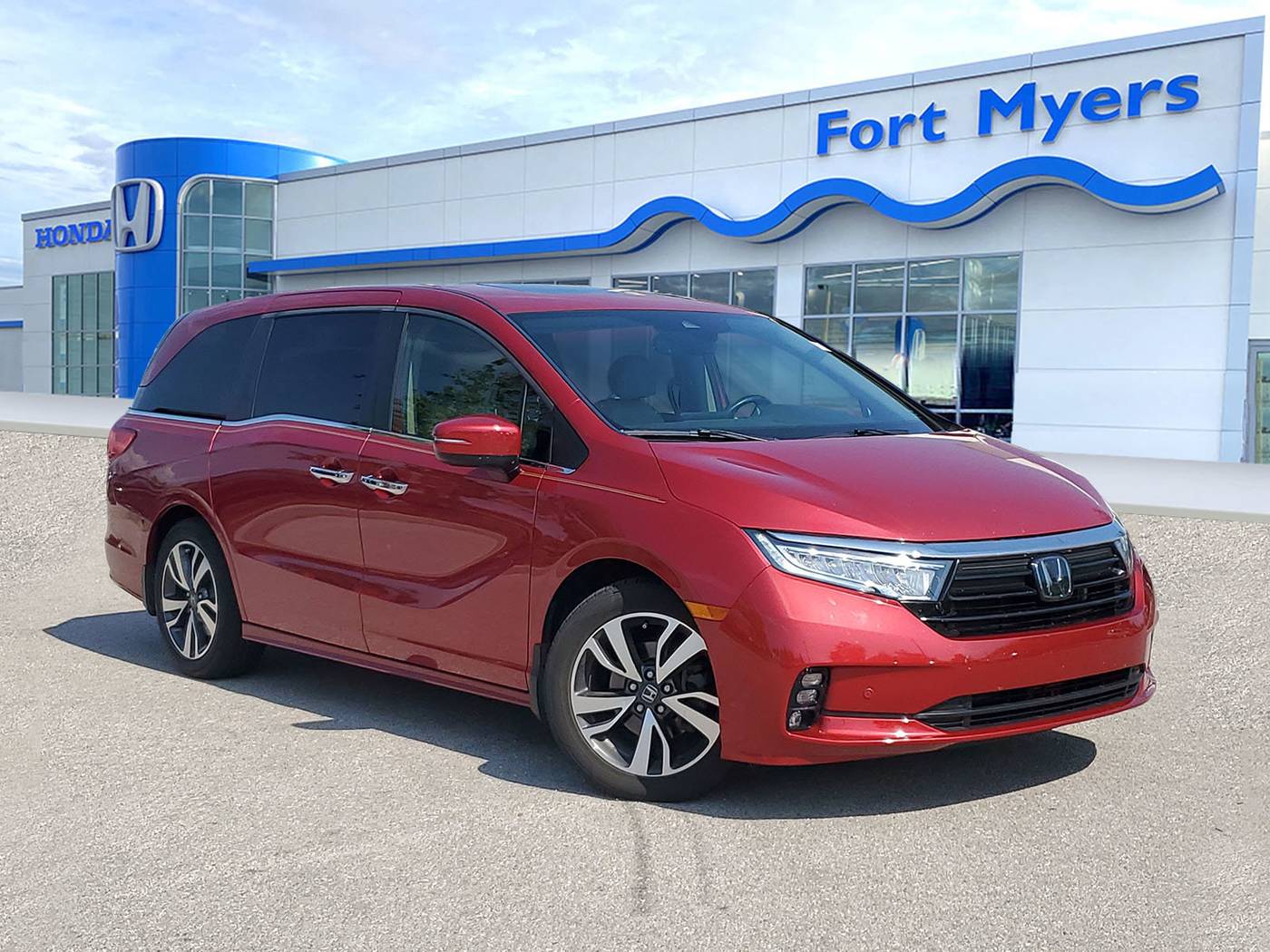 2022 Honda Odyssey Touring — Minivan — 37,872 mi — Fort Myers, FL