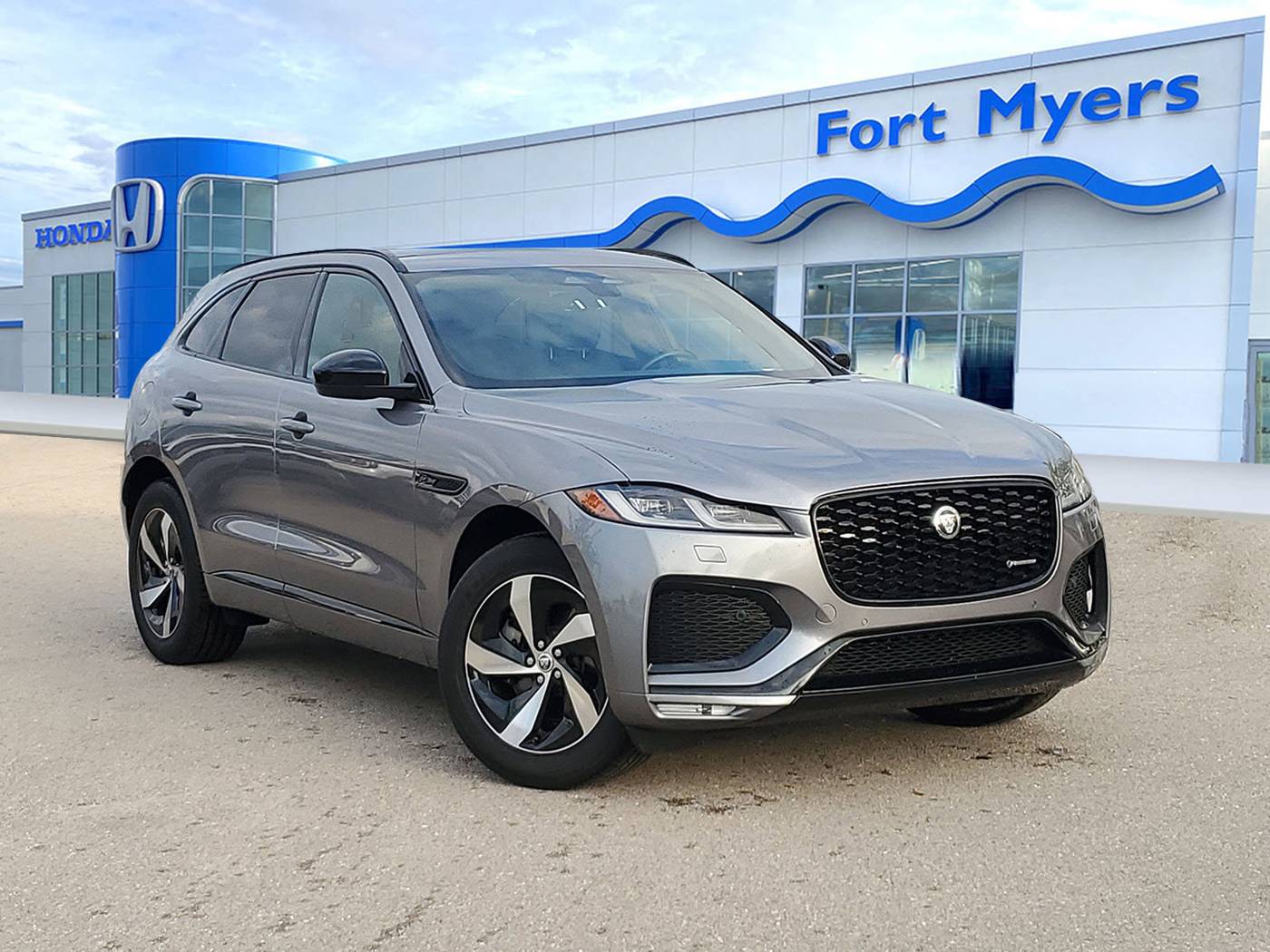 2024 Jaguar F-PACE R-Dynamic S — SUV — 26,012 mi — Fort Myers, FL