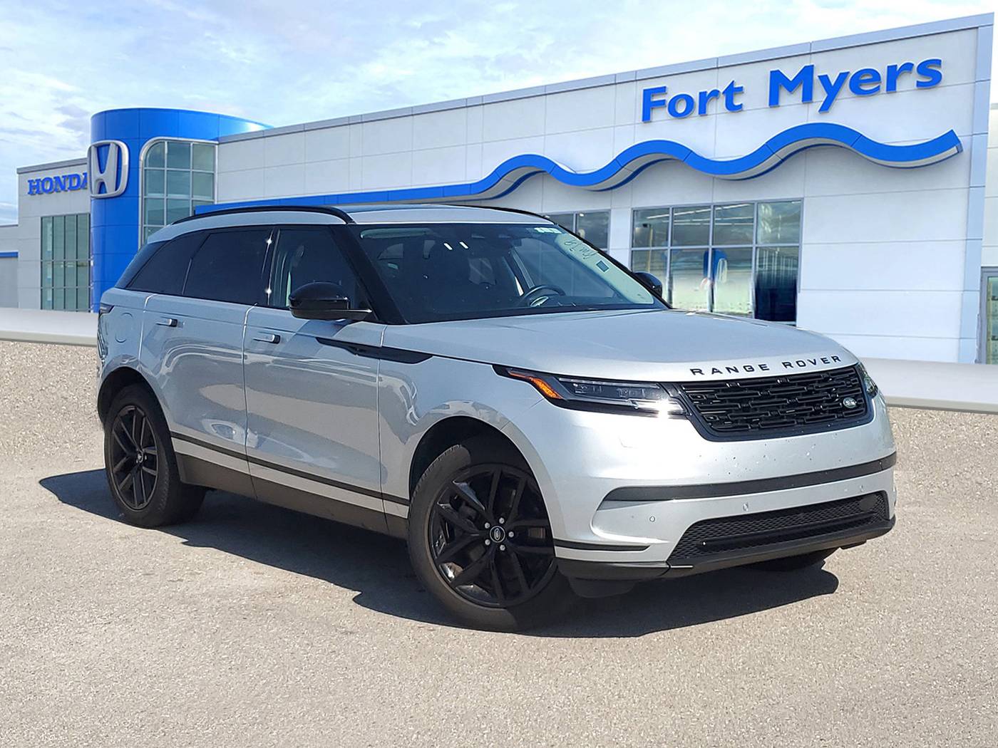 2024 Land Rover Range Rover Velar S — SUV — 31,824 mi — Fort Myers, FL