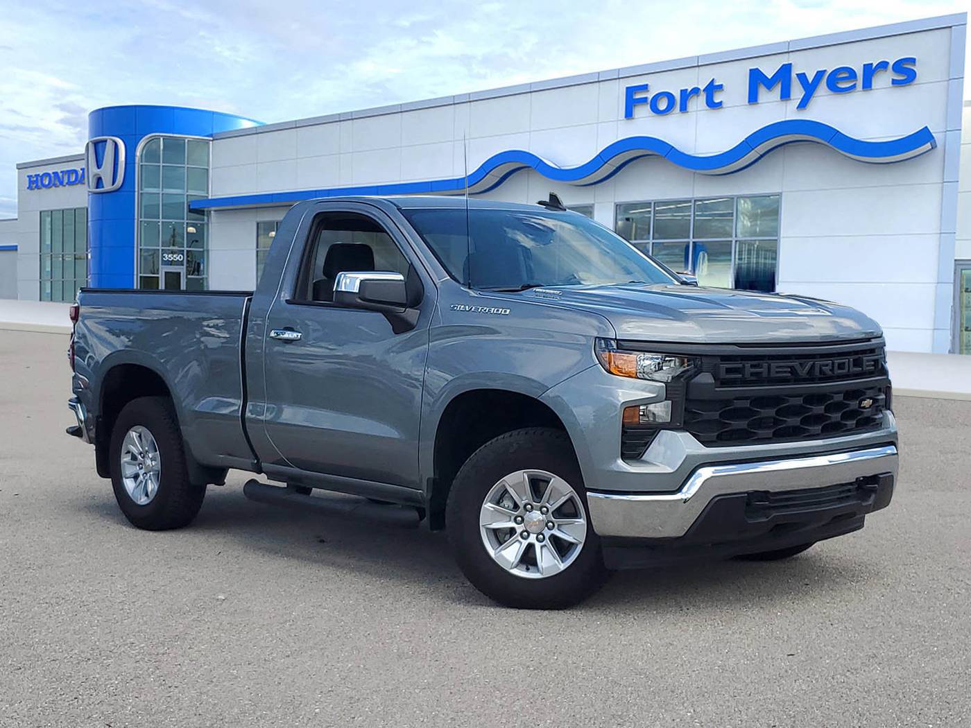 2025 Chevrolet Silverado 1500 WT — Pickup Truck — 1,050 mi — Fort Myers, FL