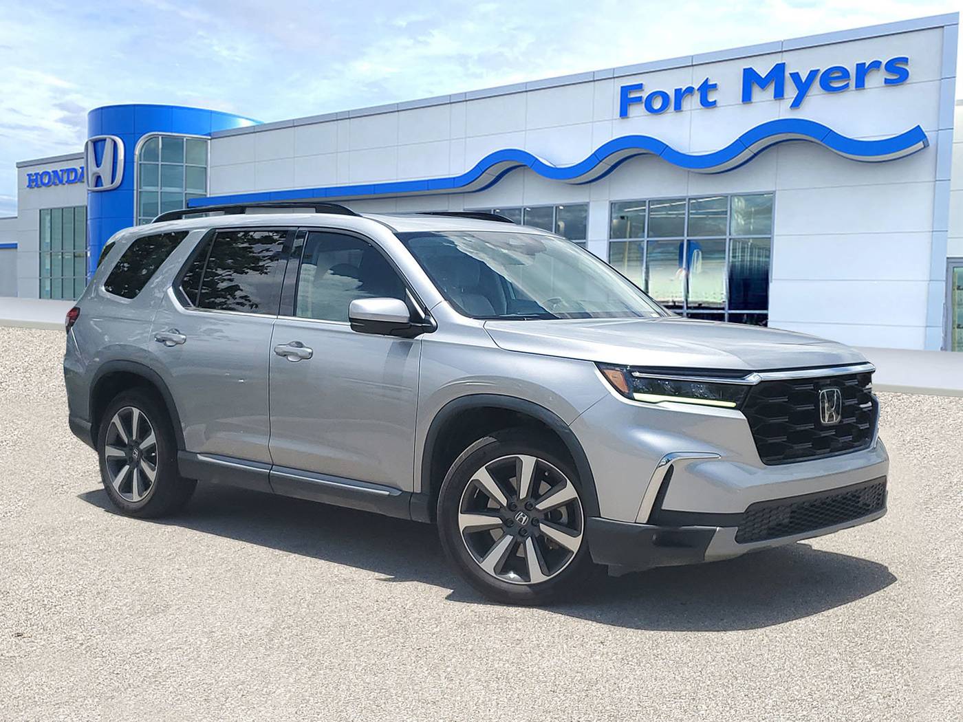 2023 Honda Pilot Touring — SUV — 47,688 mi — Fort Myers, FL